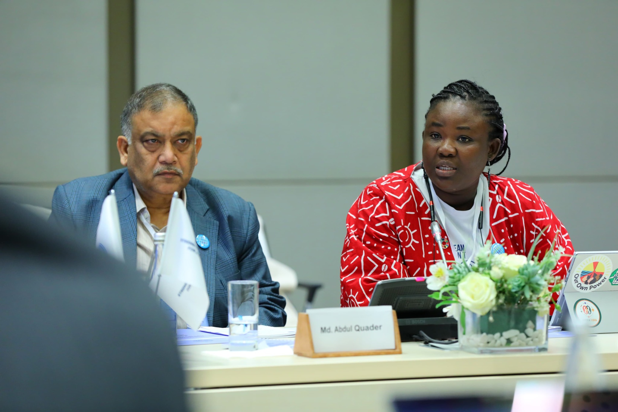 D-8 QHT-lərinin ilk görüşündə Türkiyə-Azərbaycan İşadamları və Sənayeçiləri İctimai Birliyinin (TÜİB) sədri Hüseyin Büyükfırat panelist qismində iştirak edib.