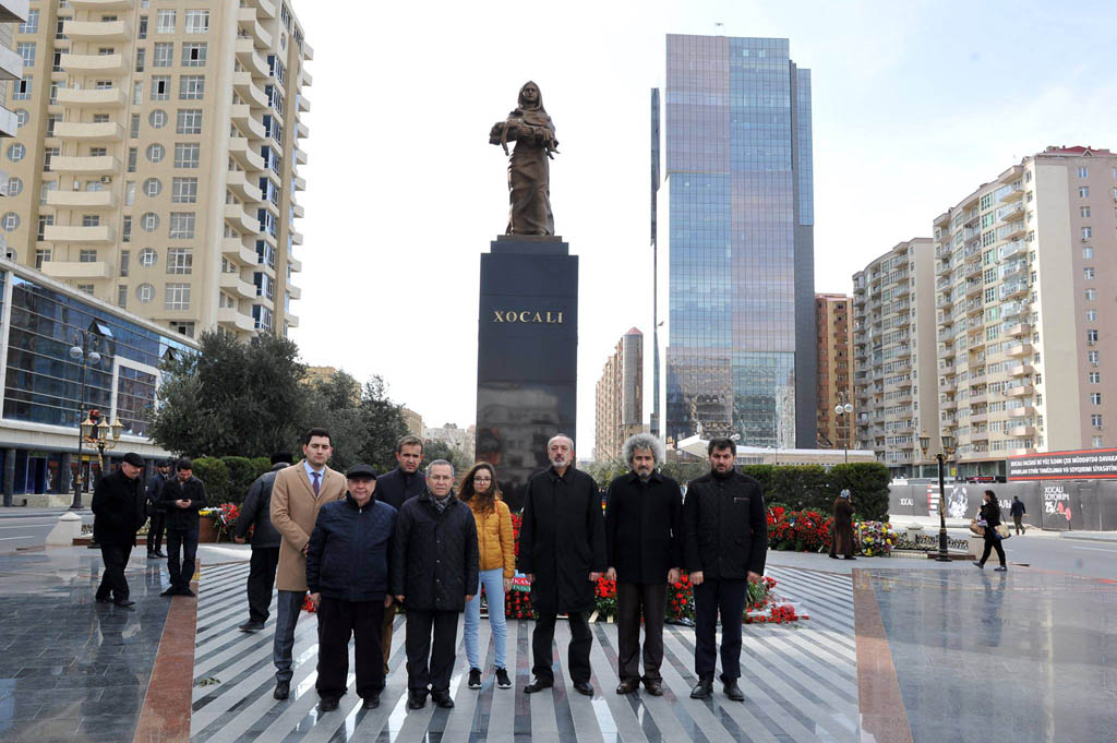 TUİB üzvləri Xocalı qurbanlarının xatirəsini yad ediblər