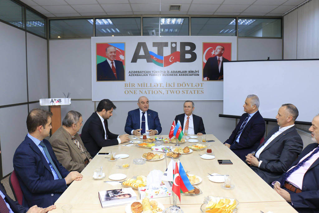 TUİB nümayəndə heyəti ATİB ofisini ziyarət edib