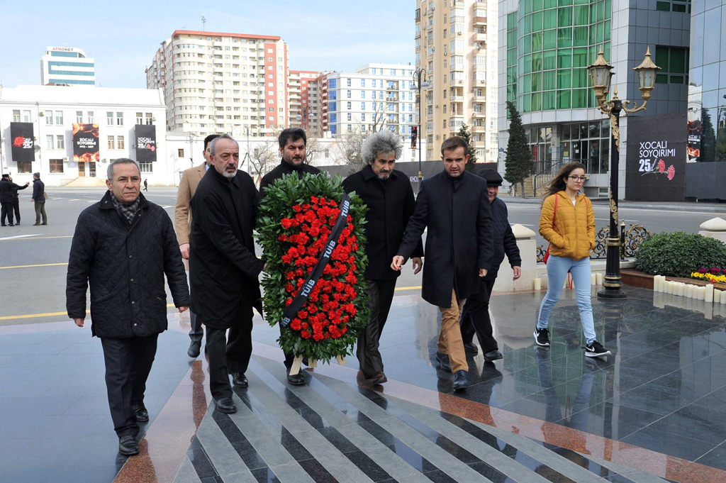 TUİB üzvləri Xocalı qurbanlarının xatirəsini yad ediblər