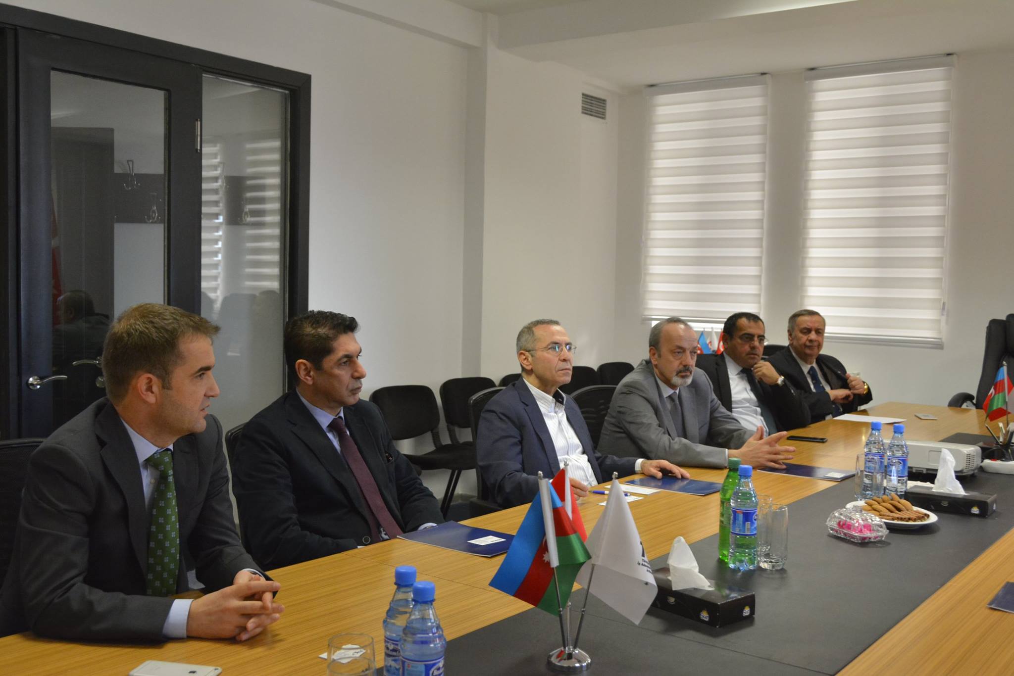 “Doğu Karadeniz İhracatçılar Birliği (DKİB)” nümayəndə heyəti TÜİB ziyarət edib