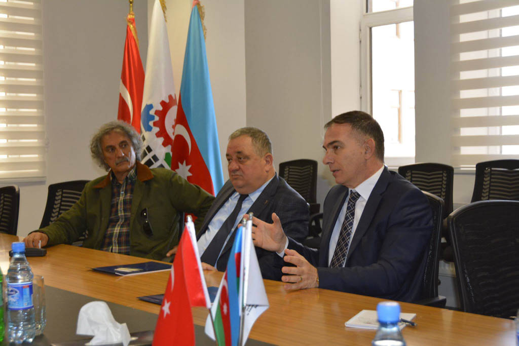 “Doğu Karadeniz İhracatçılar Birliği (DKİB)” nümayəndə heyəti TÜİB ziyarət edib