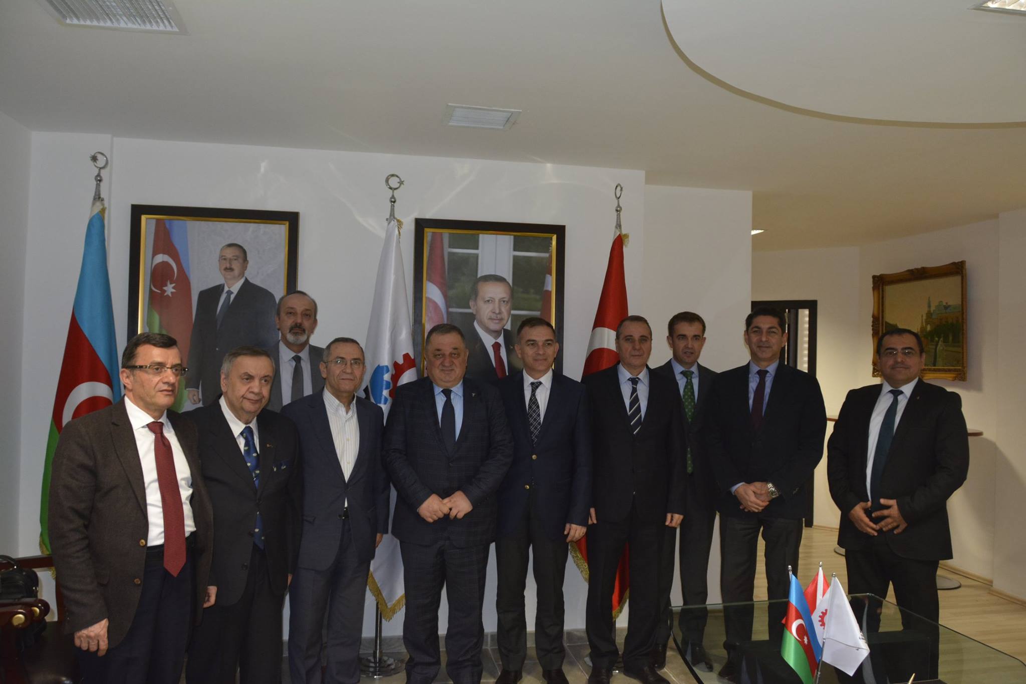 “Doğu Karadeniz İhracatçılar Birliği (DKİB)” nümayəndə heyəti TÜİB ziyarət edib