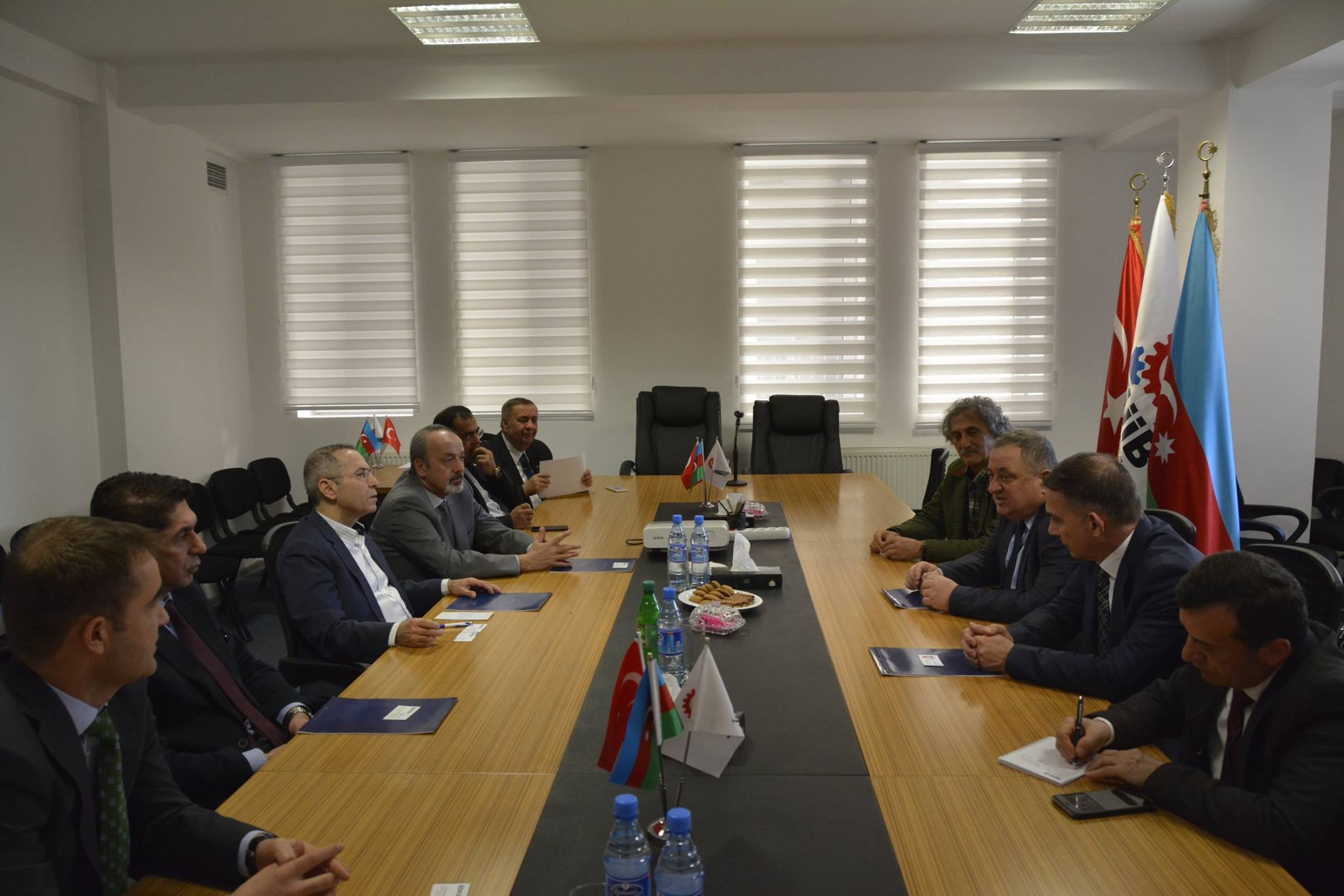 “Doğu Karadeniz İhracatçılar Birliği (DKİB)” nümayəndə heyəti TÜİB ziyarət edib