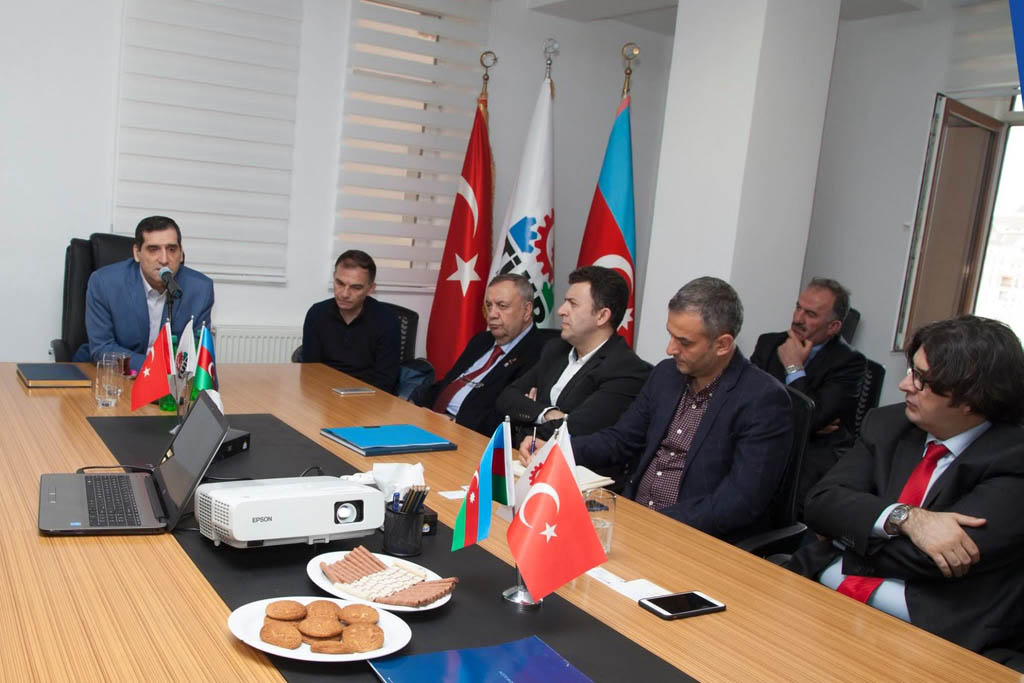 Türkiyə səfiri TUİB üzvləri ilə görüşüb