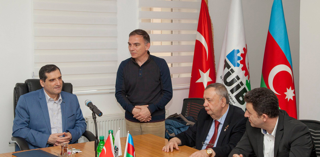 Türkiyə səfiri TUİB üzvləri ilə görüşüb