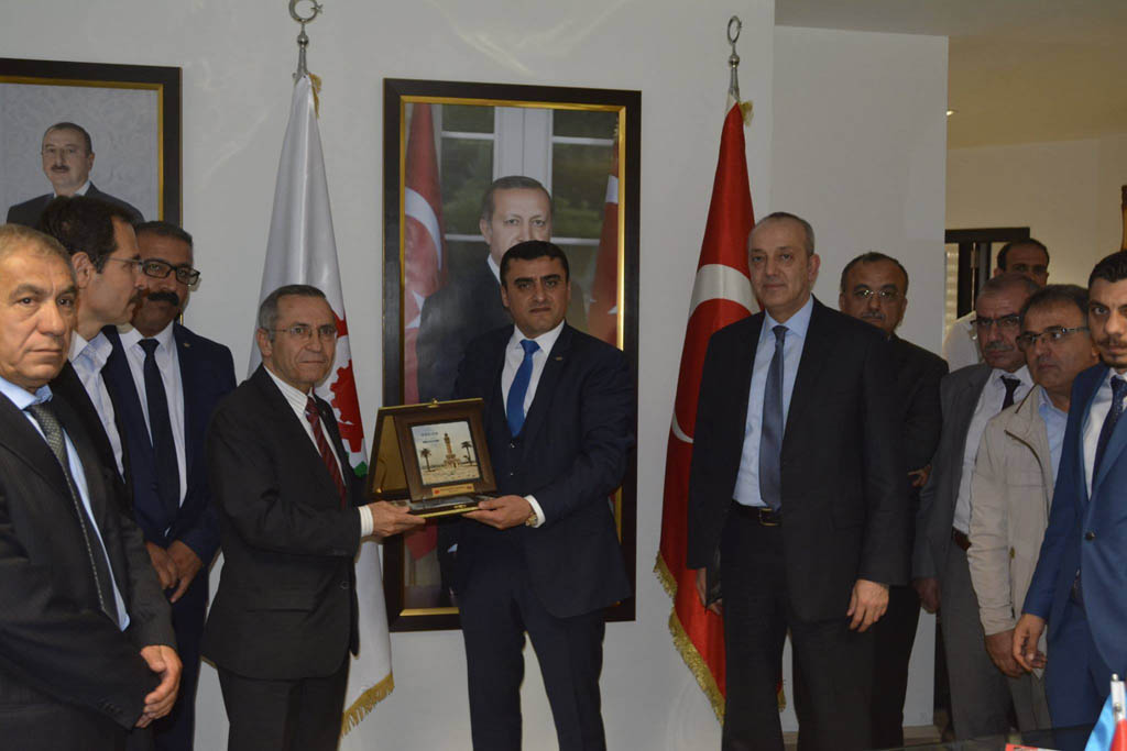 Anadolu Aslanları İş Adamları Dərnəyi İzmir şöbəsinin təmsilçiləri TÜİB idarə Heyətinin üzvləri ilə görüşüb. 