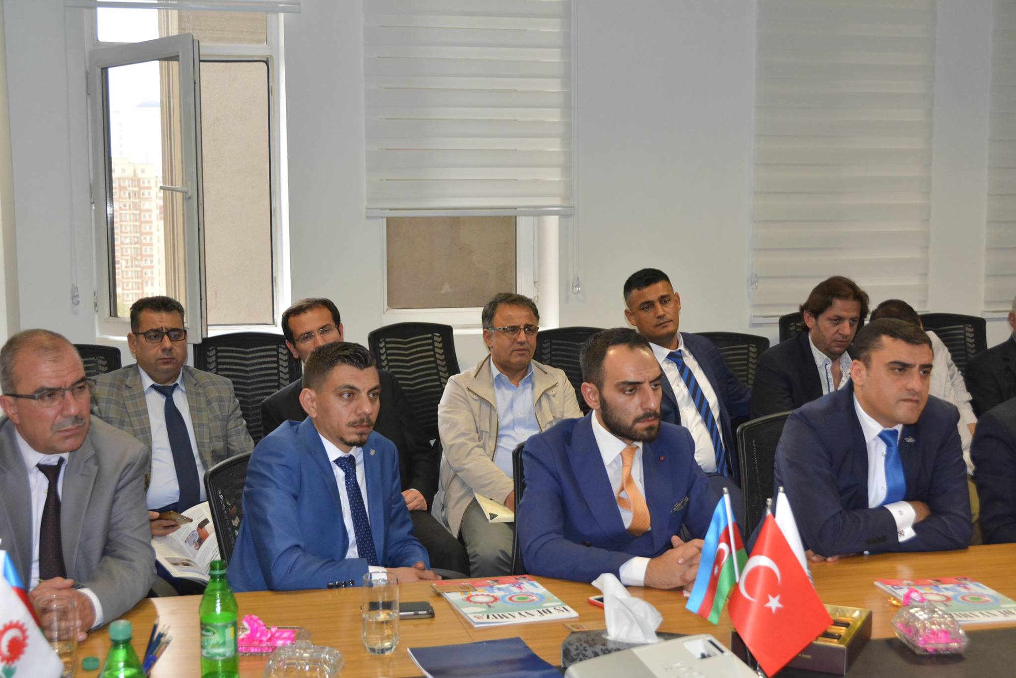 Anadolu Aslanları İş Adamları Dərnəyi İzmir şöbəsinin təmsilçiləri TÜİB idarə Heyətinin üzvləri ilə görüşüb.