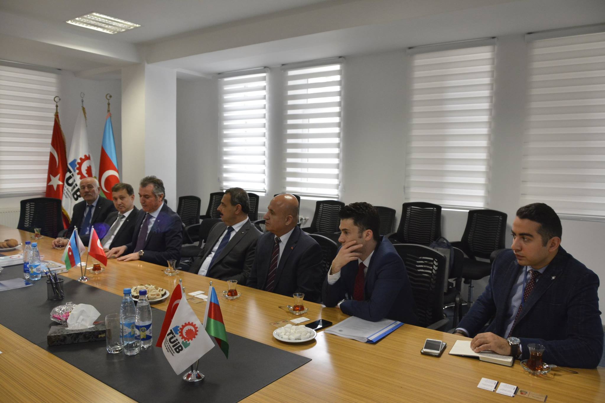 Eskişehir Ticaret Odası üzvləri TÜİB ofisini ziyarət ediblər.