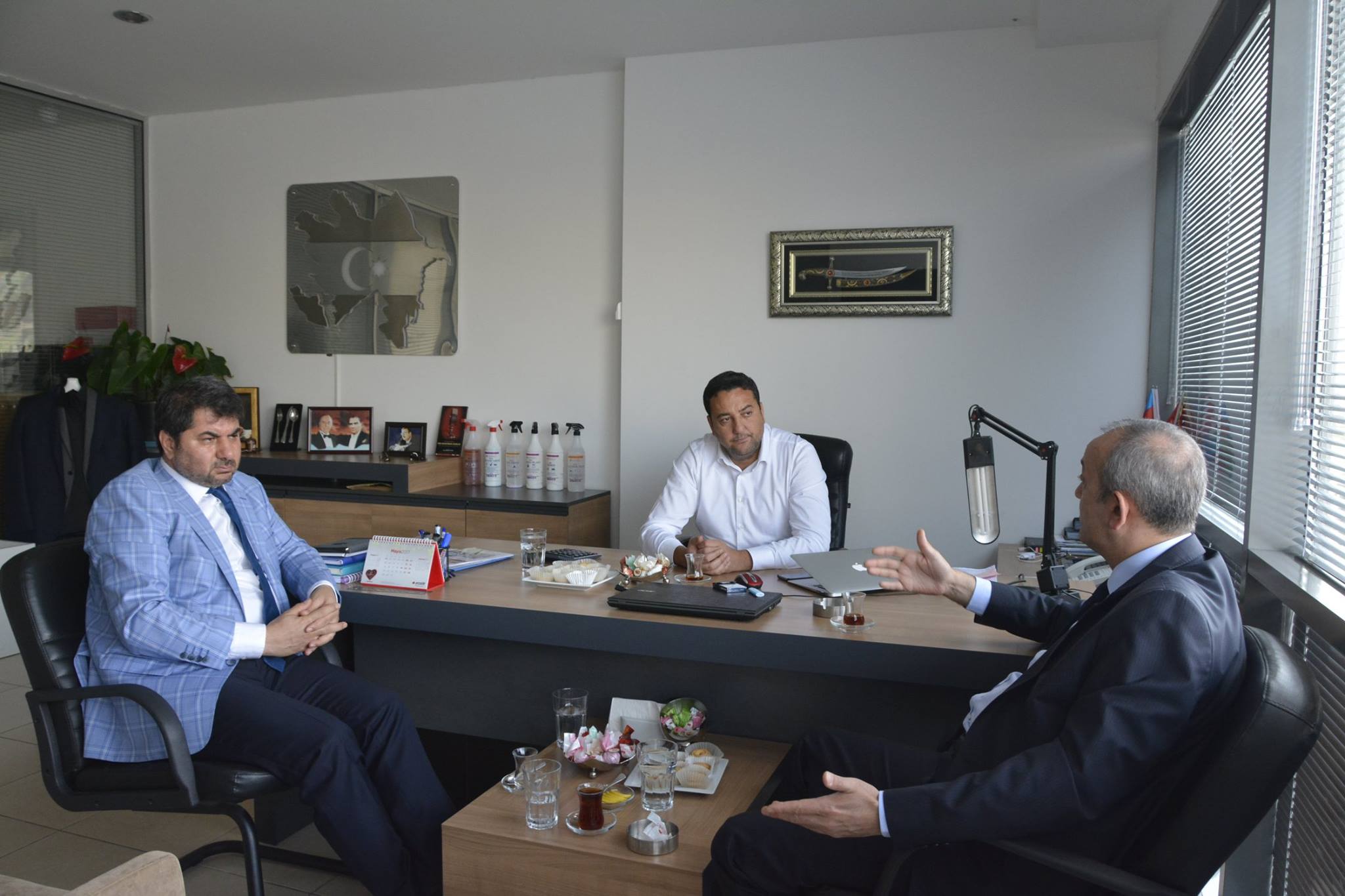 TÜİB İdarə Heyətinin Üzvləri birliyə şəxsi üzv qəbul edilən Tamer Pektaşı ziyarət ediblər.