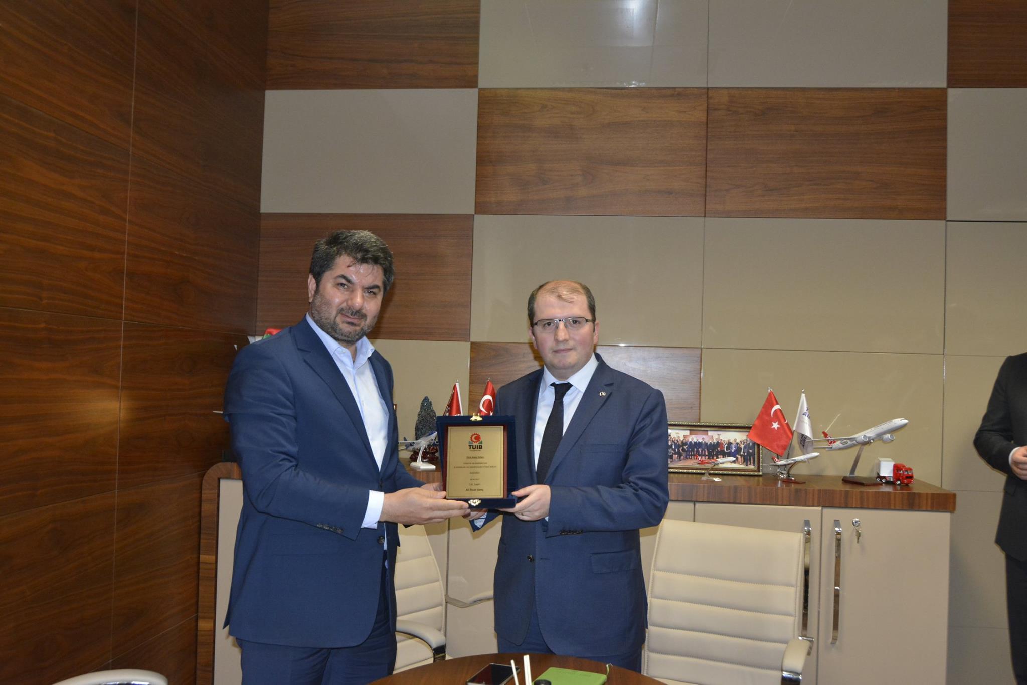 TÜİB İdarə Heyətinin Üzvləri “Türk Hava Yolları”-nın Azərbaycan nümayəndəliyini ziyarət ediblər