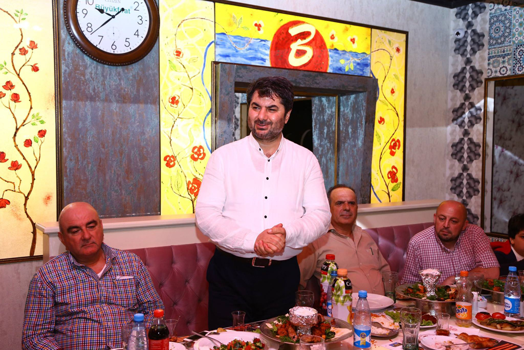 TÜİB təşkil etdiyi İftar süfrəsində üzvlərini bir araya toplayıb