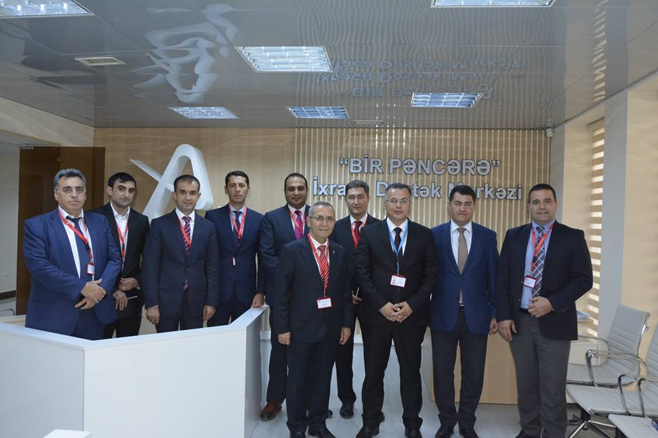 “İqtisadi İslahatların Təhlili və Kommunikasiya Mərkəzinin” icraçı direktoru Vüsal Qasımlı ilə görüş