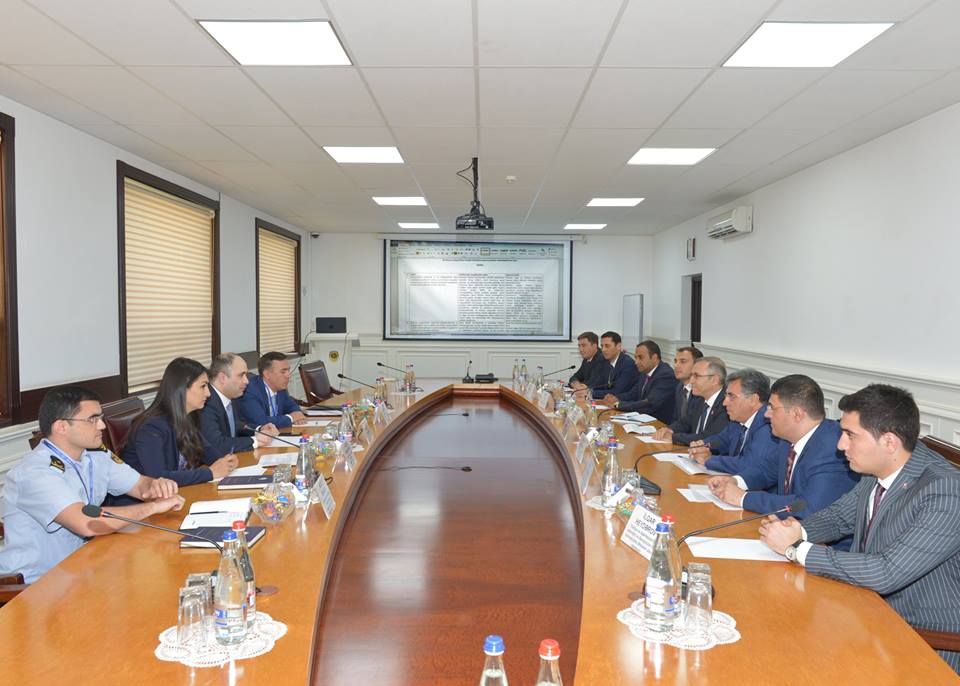 TÜİB nümayəndə heyəti Vergilər Nazirinin müavini İlkin Vəliyevlə görüşüb