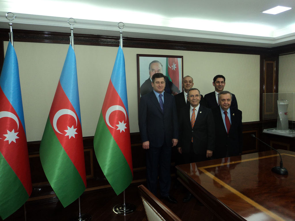 Əmlak Məsələləri Dövlət Komitəsinin sədri Kərəm Həsənov ilə görüş