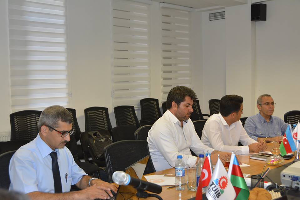   “Kənd təsərrüfatı və heyvandarlıq komissiyası” – nın növbəti iclası keçirilib.