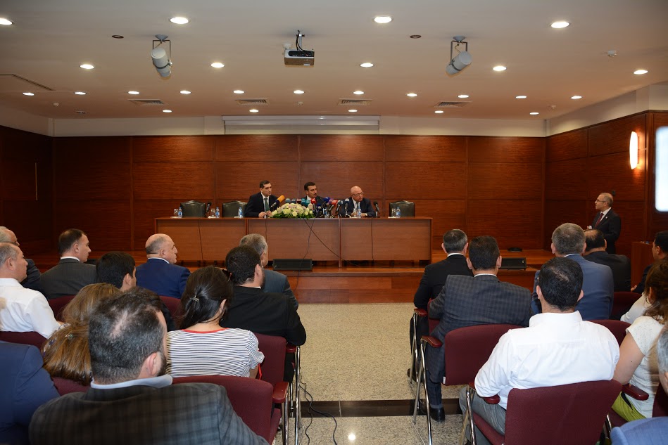 DGK sədri türkiyəli sahibkarlara Azərbaycanda birgə istehsalın yaradılmasının üstünlüyünü açıqlayıb