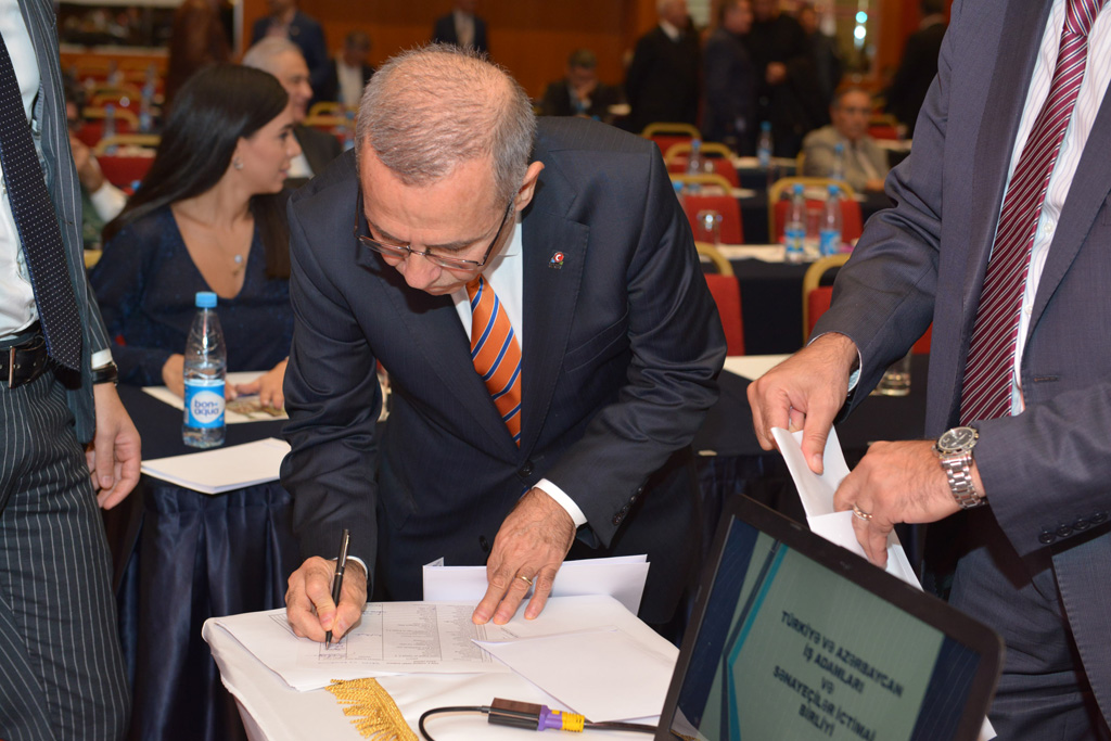 TÜİB-in ümumi yığıncağı keçirilib