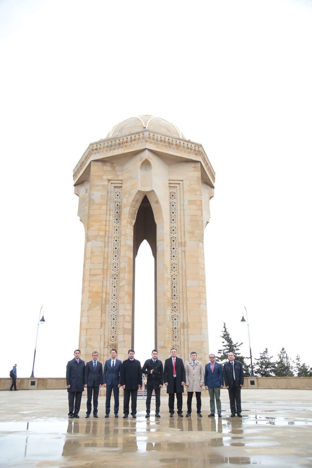 TUİB üzvləri Fəxri Xiyabanı və Şəhidlər Xiyabanını ziyarət ediblər