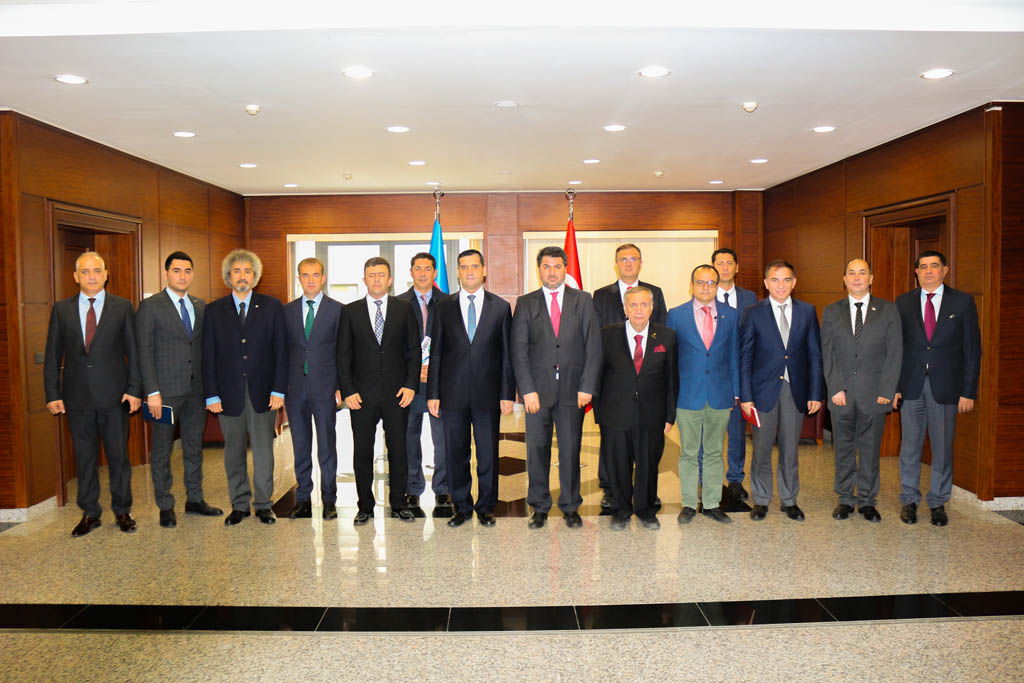 TÜİB-in yeni seçilmiş İdarə Heyəti Üzvləri Türkiyənin Azərbaycandakı səfiri Erkan Özoralı ziyarət ediblər