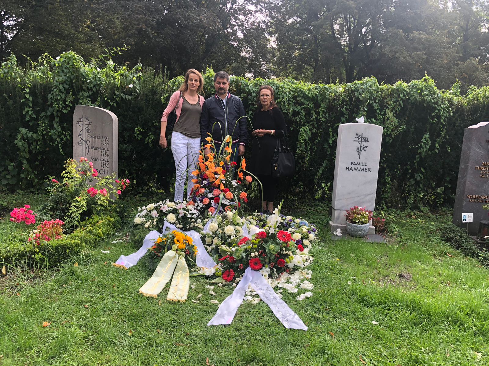 TUİB rəhbərliyi məşhur tarixçisini yad etmək üçün Almaniyaya səfər edib