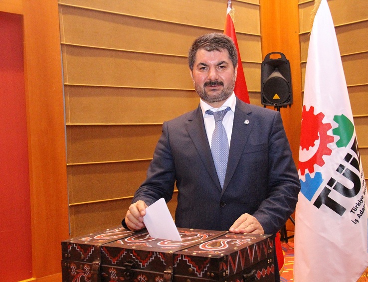  Hüseyin Büyükfırat yenidən TÜİB sədri seçildi 