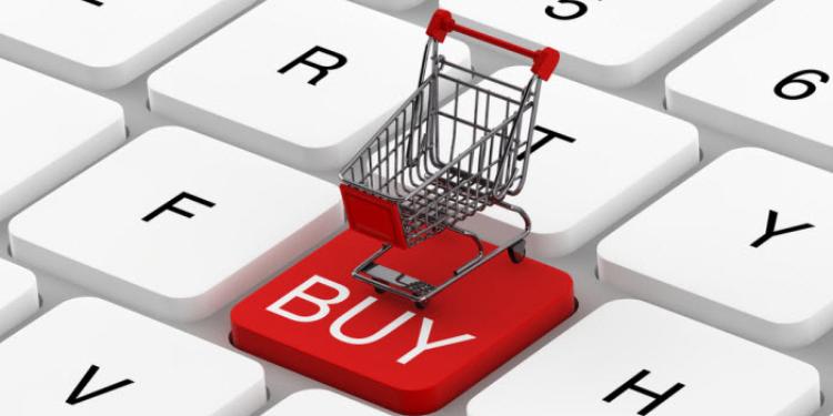   Türkiyədə internetlə ən çox nə satıldı?