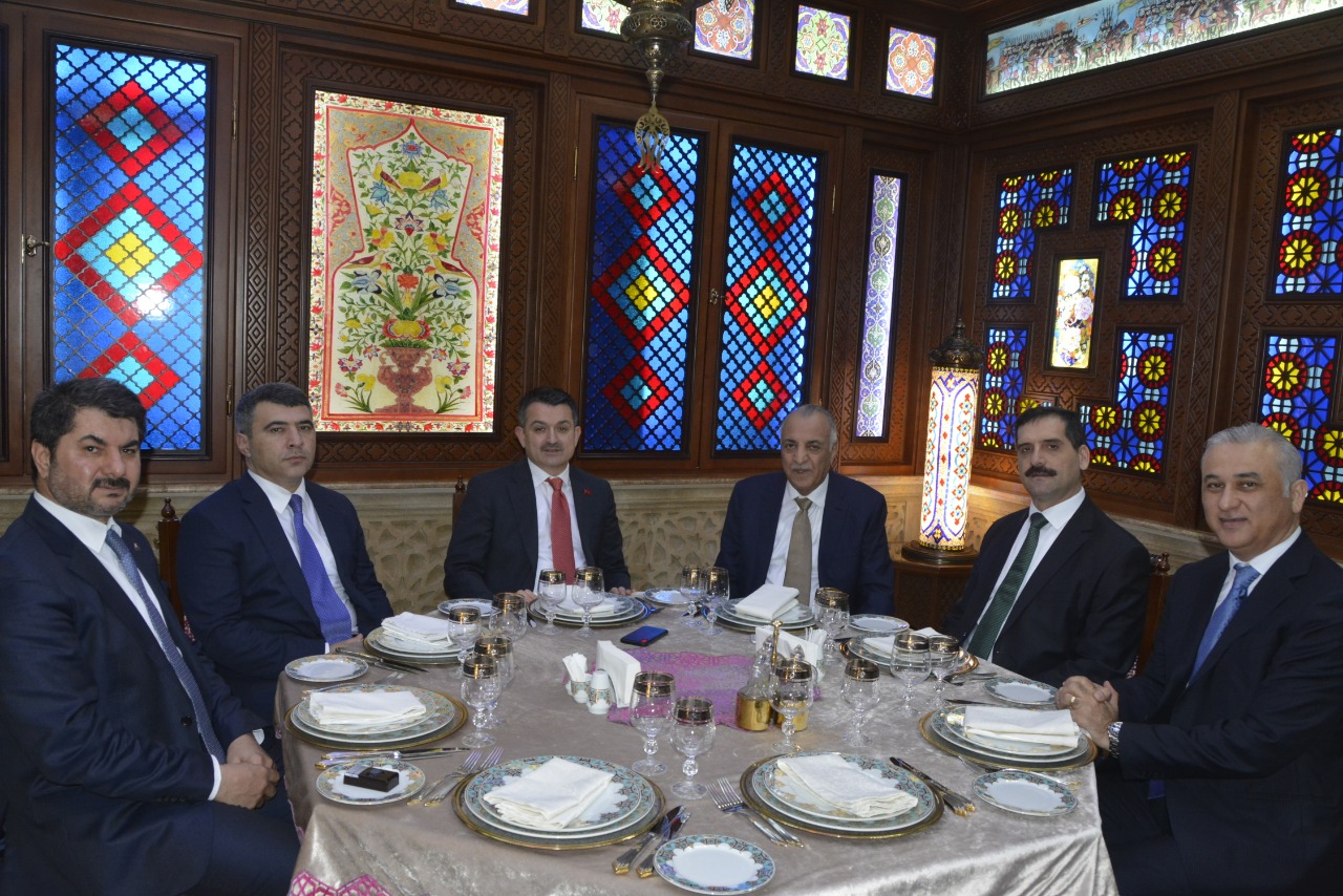 Türkiyə və Azərbaycan kənd təsərrüfatı nazirləri iş adamları ilə işgüzar naharda 
