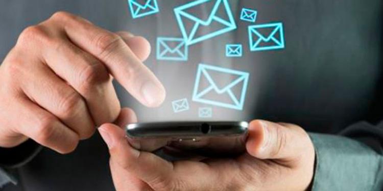   Azərbaycanda iş adamları üçün smartfonla - şikayət dövrü başlayır