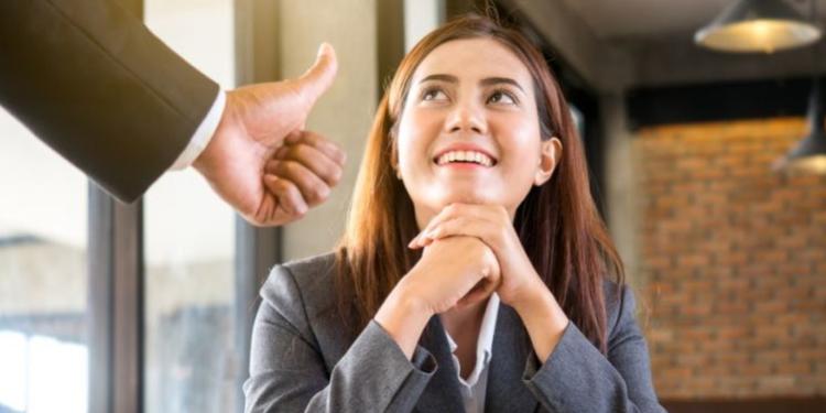   Xidmət müqaviləsilə işləyənlərə - BAYRAM HƏDİYYƏSİ