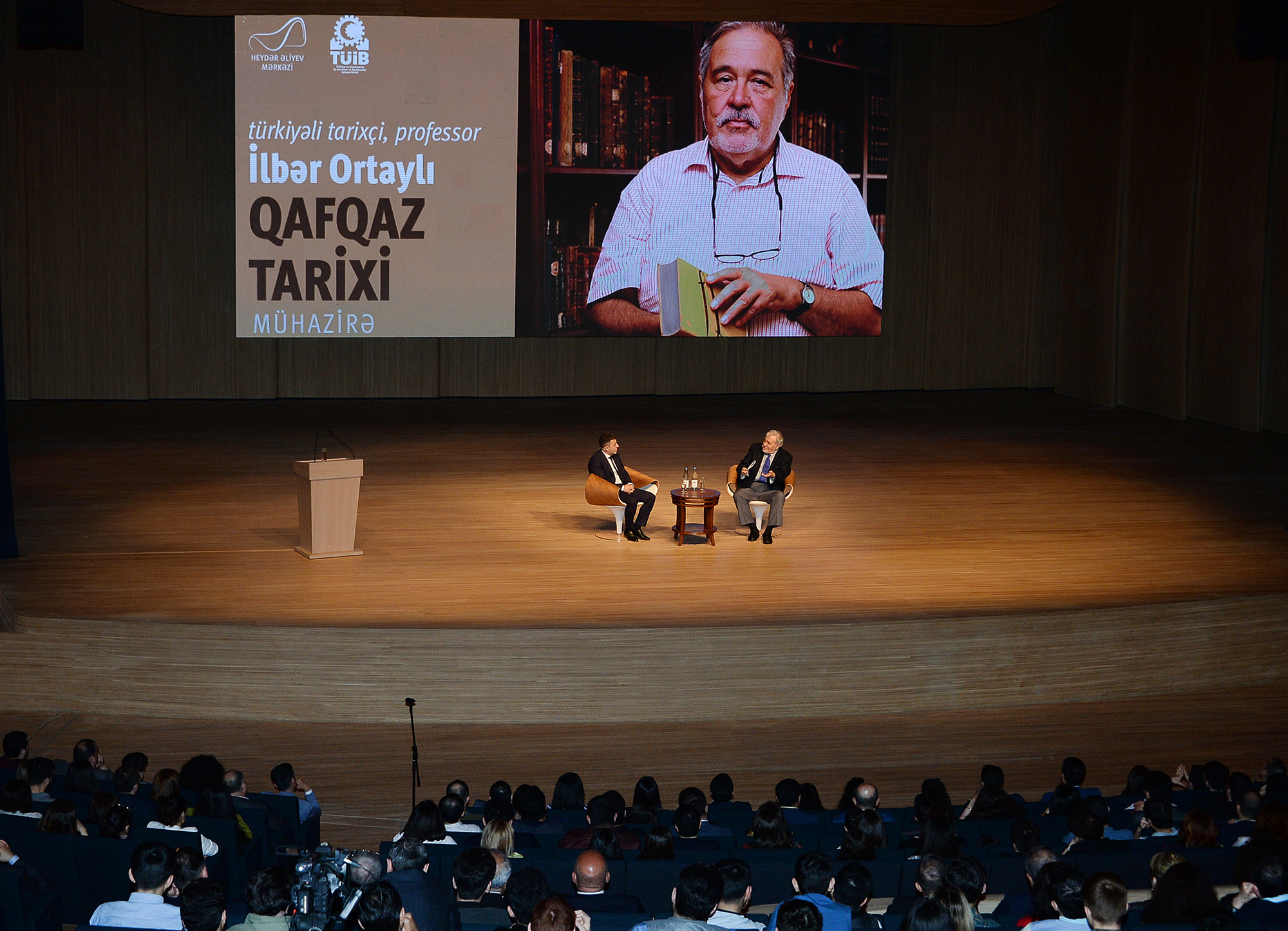 İlbər Ortaylı Heydər Əliyev Mərkəzində mühazirə oxudu