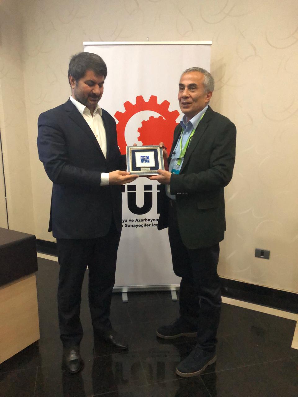 OSTİM Dərnəyinin üzvləri TÜİB-də görüş keçirib