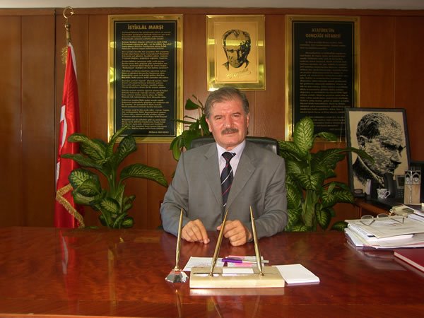 TÜİB-in sədri Hüseyin Büyükfıratın qardaşı, Türkiyənin Azərbaycandakı sabiq təhsil müşaviri Abdulgafur Büyükfırat dünyasını dəyişib