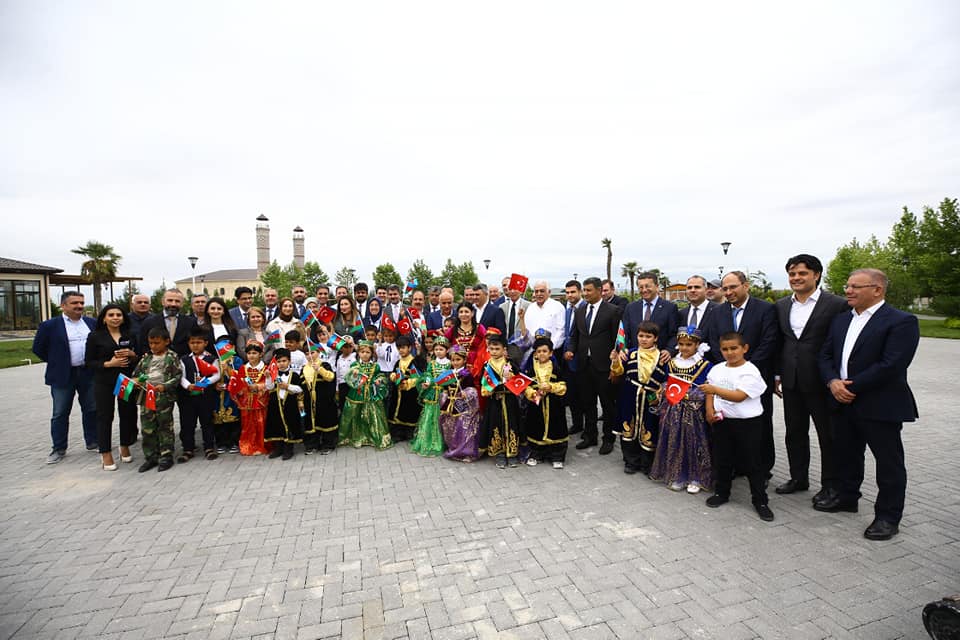 Türkiyə Respublikasının Kənd təsərrüfatı və meşəçilik naziri Vahid Kirişçi və Azərbaycanın Kənd təsərrüfatı naziri İnam Kərimov Cəbrayıl rayonunun Cocuq Mərcanlıda