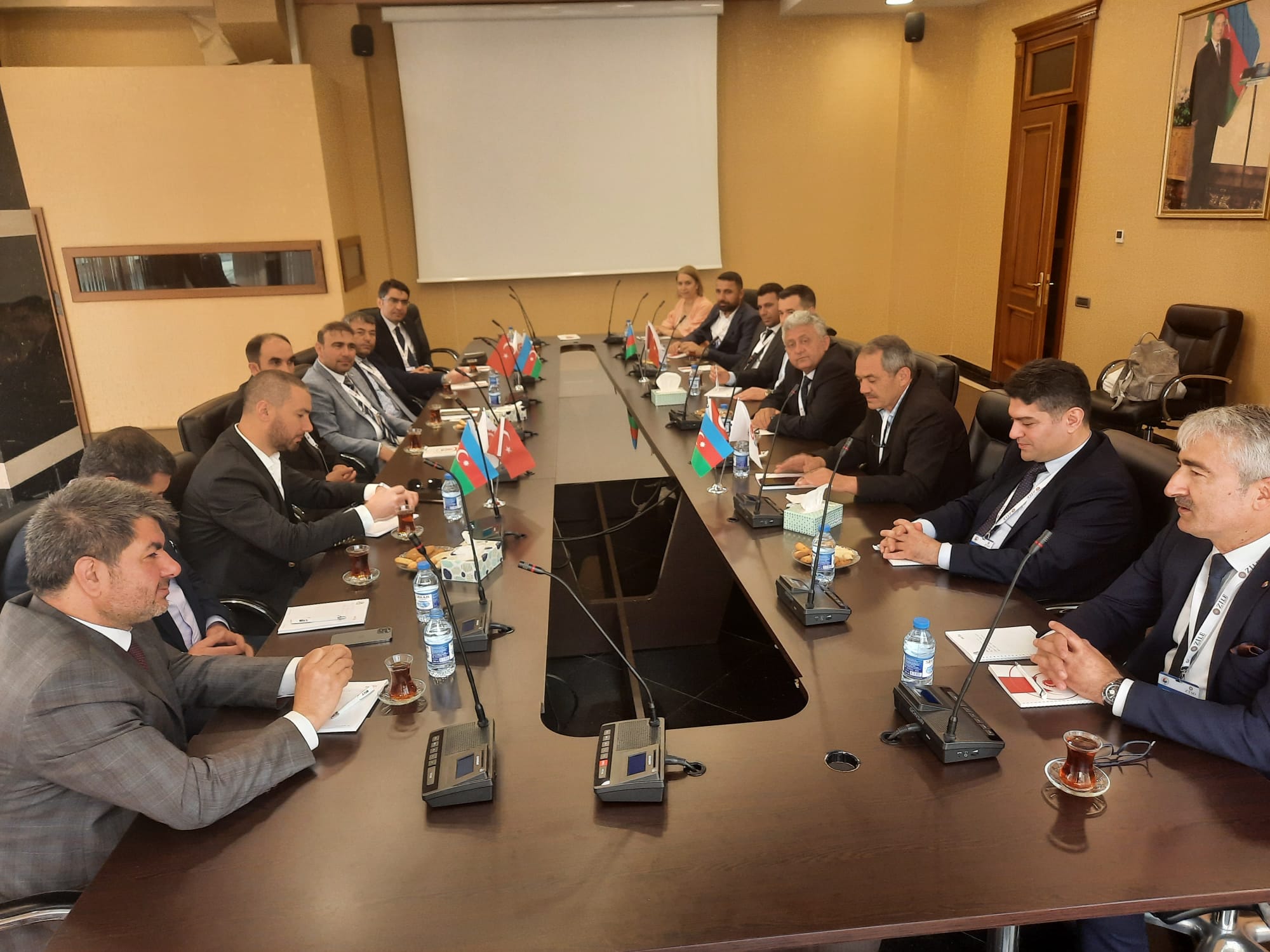 Tokat - Zile Ticarət və Sənaye Palatasının sədri və üzvləri TÜİB-də