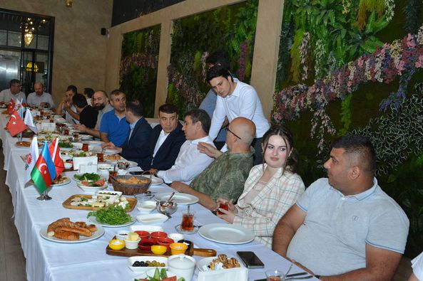 TÜİB İşgüzar Səhər Yeməyi”