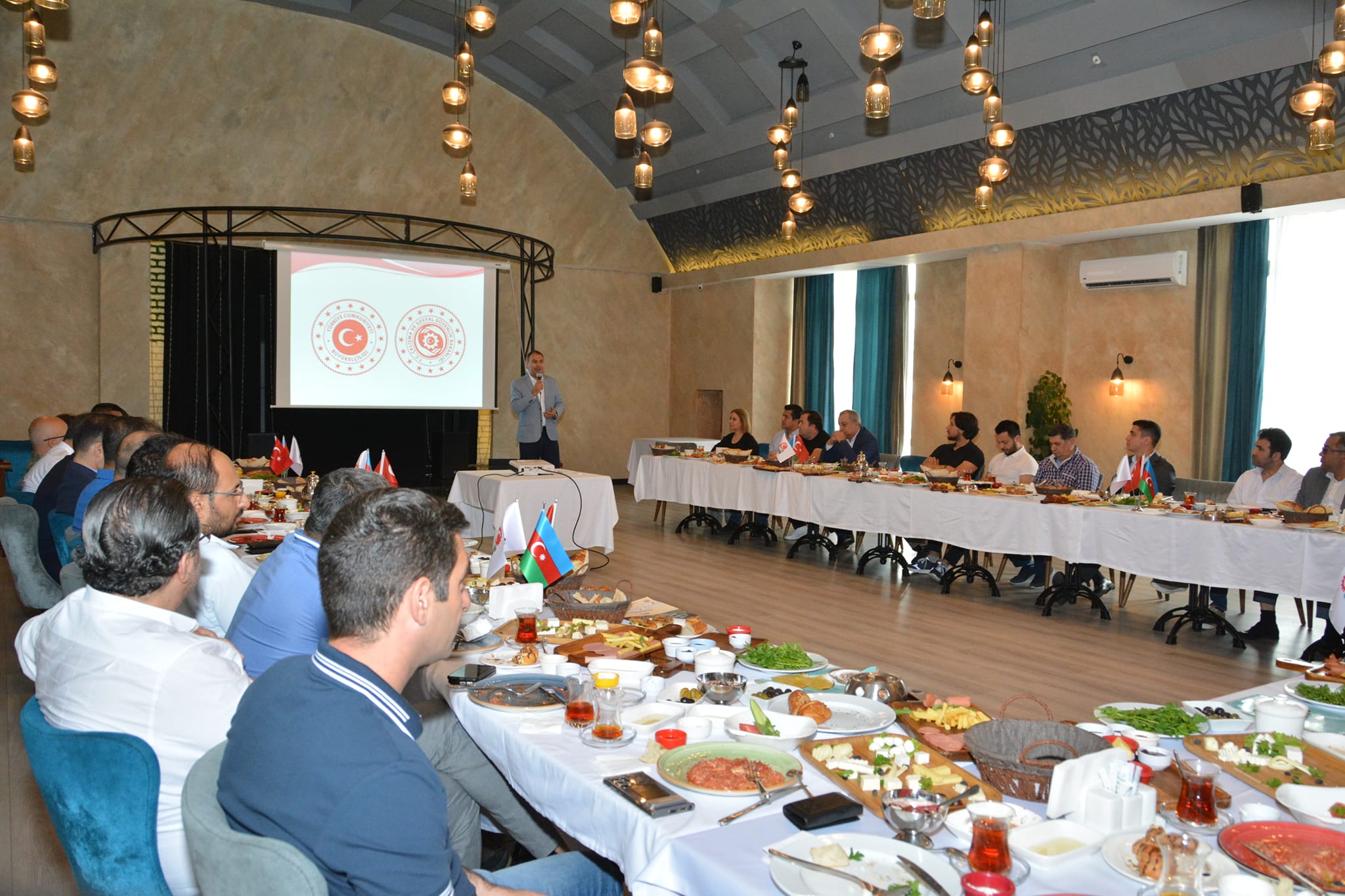 TÜİB İşgüzar Səhər Yeməyi”