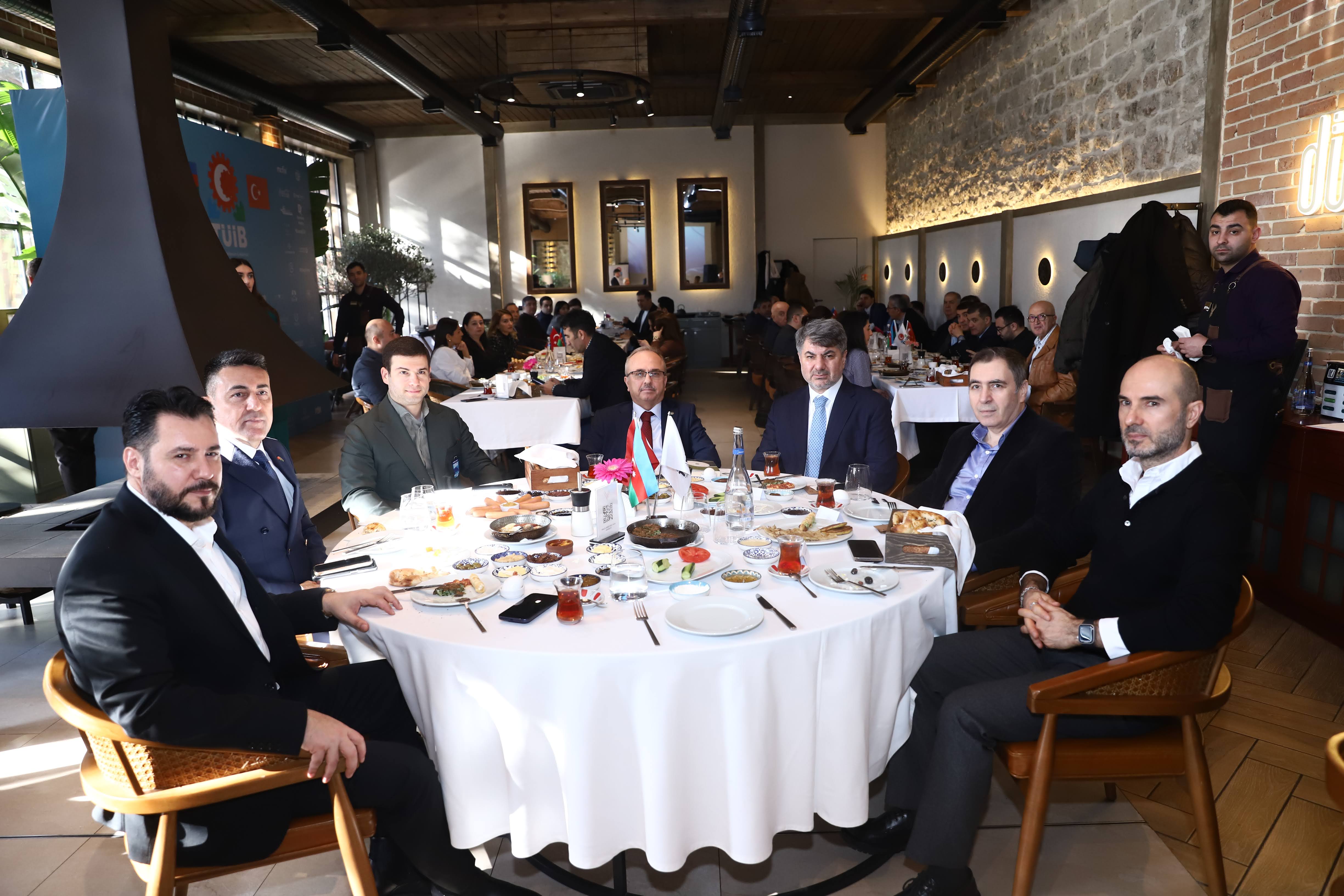 TÜİB-in təşkilatçılığı ilə “Türkiyə–Azərbaycan iş dünyasında yeni üfüqlər” mövzusunda işgüzar səhər yeməyi keçirilib