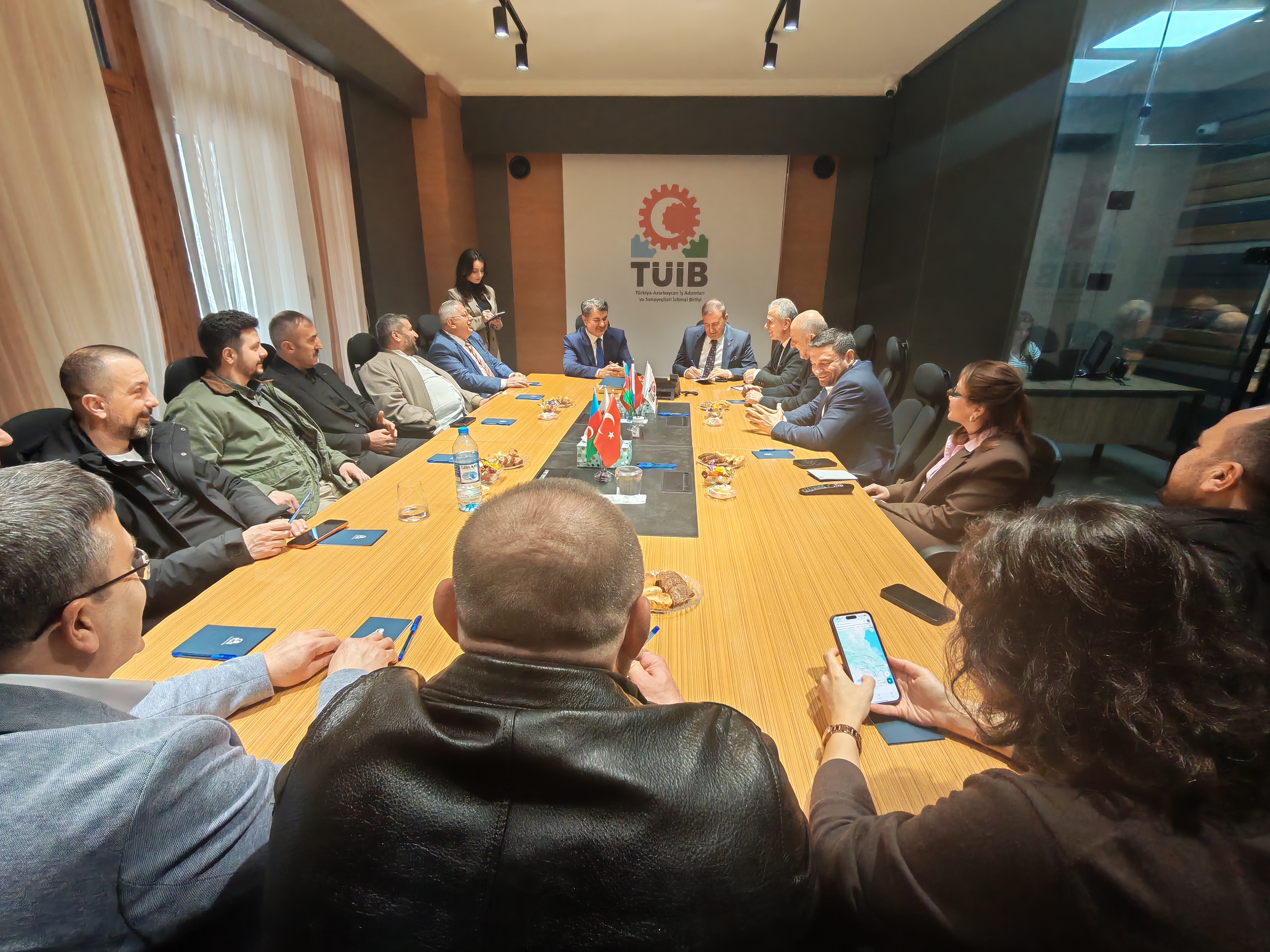 Trabzon Ticarət və Sənaye Odasının nümayəndə heyəti TÜİB-də olub.