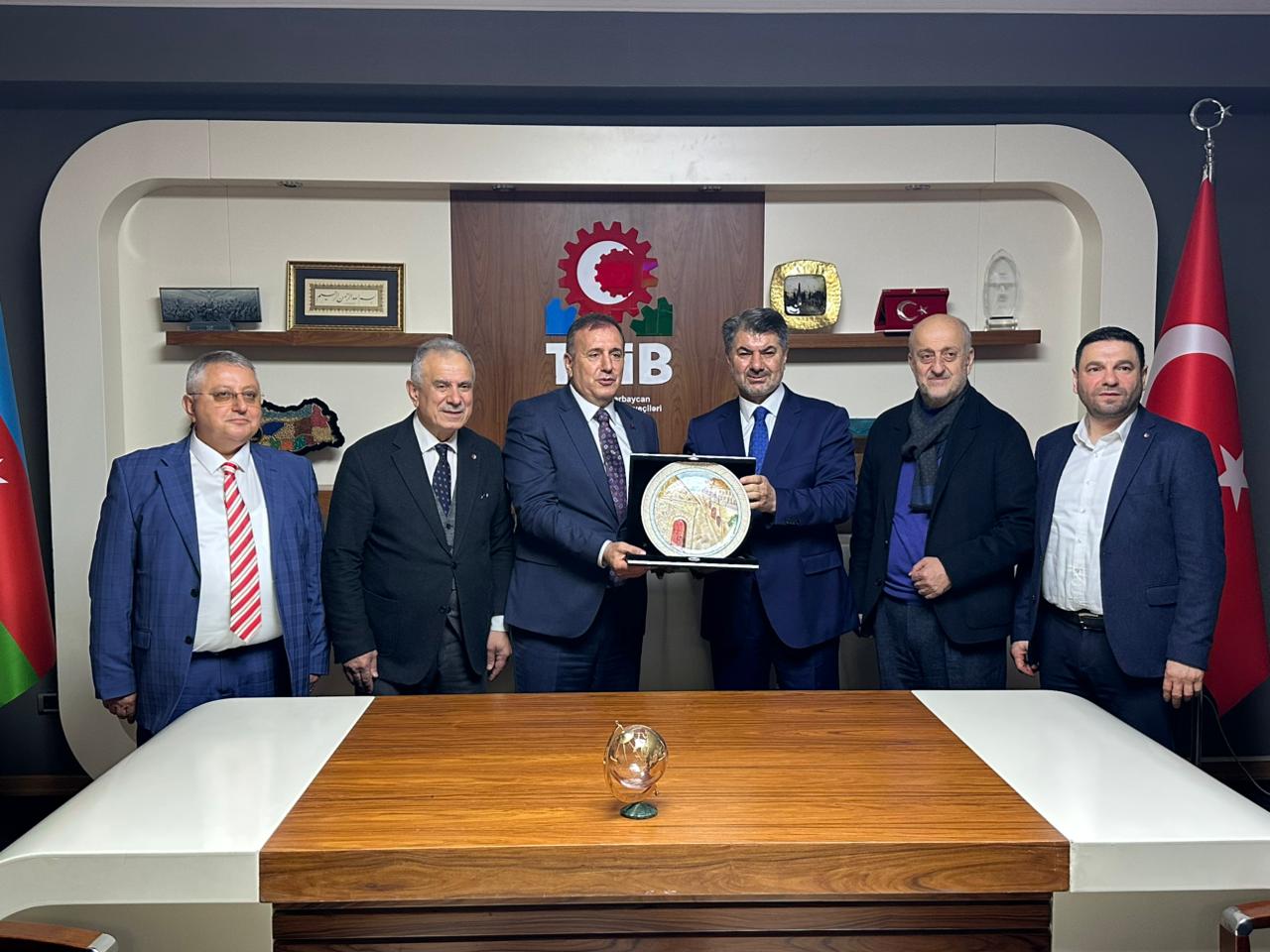 Trabzon Ticarət və Sənaye Odasının nümayəndə heyəti TÜİB-də olub.